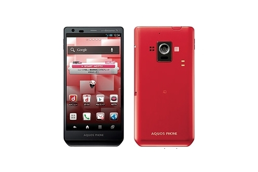 「AQUOS PHONE ZETA SH-02E（Red）」（画像：NTTドコモ）