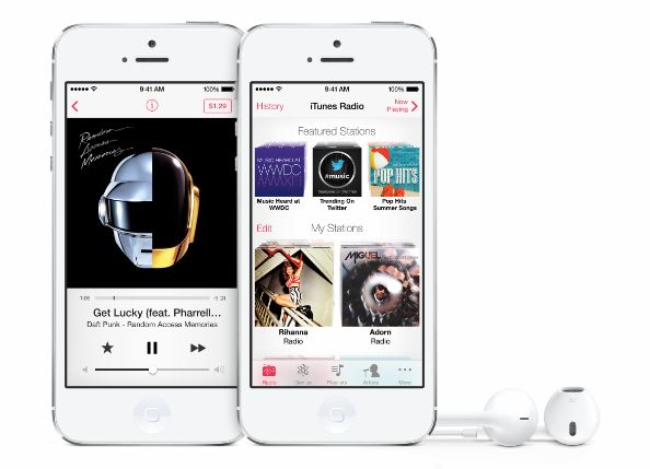 iTunes Radio（画像：アップル）