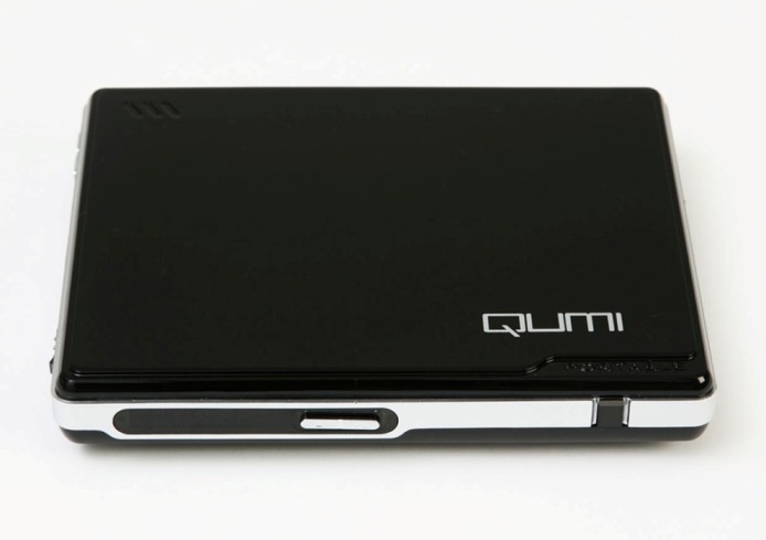 ＬＥＤモバイルプロジェクターＱＵＭＩ専用 ＱＵＭＩ ＤＶＤプレイヤーを発表