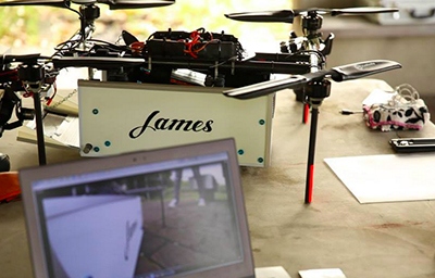 無人宅配の実現に向けて、パーソナル秘書アプリ「James」が9月よりクアッドコプターを用いたJamesDrone実験を開始