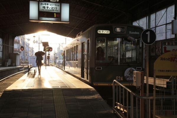 日本全国の終着駅を写真と文章で紹介する電子オリジナル『終着駅紀行』の東日本編、西日本編2冊を「文春e-Books」から同時発売！