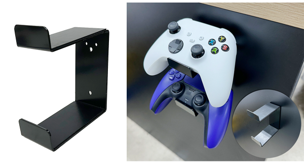 壁や家具に簡単取付！コントローラーを2台収納するスタンド［コントローラー収納スタンド ウォール式］を販売します。コントローラーとヘッドホンの収納も可能です。