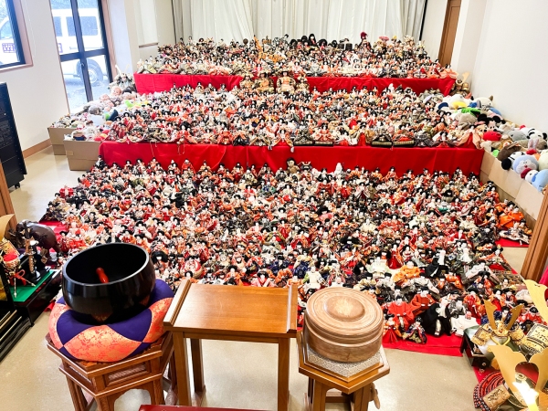 心を込めて思い出のお人形に最後のありがとうを。第87回人形供養祭が2026年11月19日に平塚で開催、雛人形・五月人形・ぬいぐるみ・ガラスケース入りなど広く対応